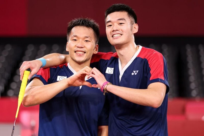 In 2022, Wang and Lee were named two of Taiwan's Ten Outstanding Young Persons by the Junior Chamber International Taiwan. 李洋王齊麟贏得2020東京奧運羽球男雙冠軍